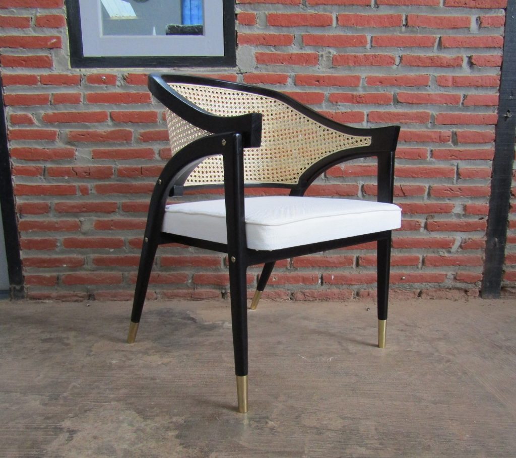 How to Choose the Perfect Dining Chair: A — choose perfect dining